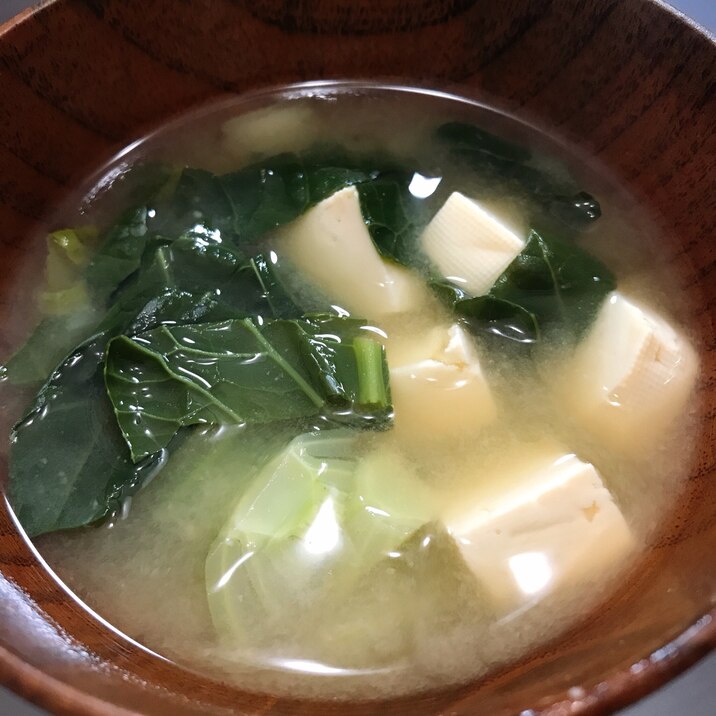 小松菜と豆腐のお味噌汁